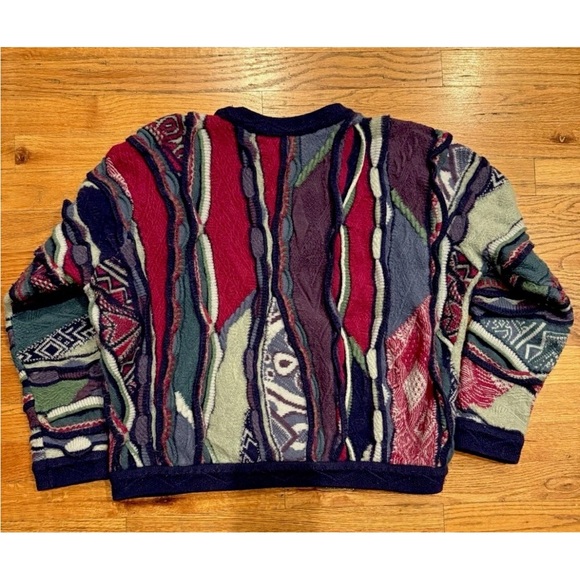 COOGI Women’s Sweater with Vibrant Multicolor Design - Picture 5 of 5